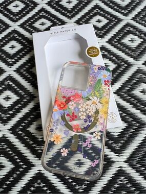 Rifle Paper iPhone 6.7” Pro